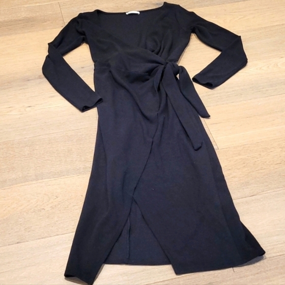 ARITZIA BABATON Midi Wrap Dress M - Picture 3 of 9